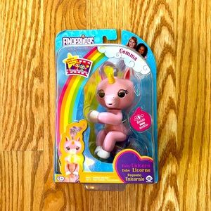 New in Box Fingerlings Gemma Baby Unicorn